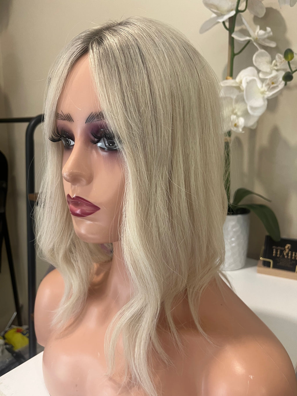 The AJ Ultra Lightweight Human Hair Enhancer 14inch Platinum Root Melt
