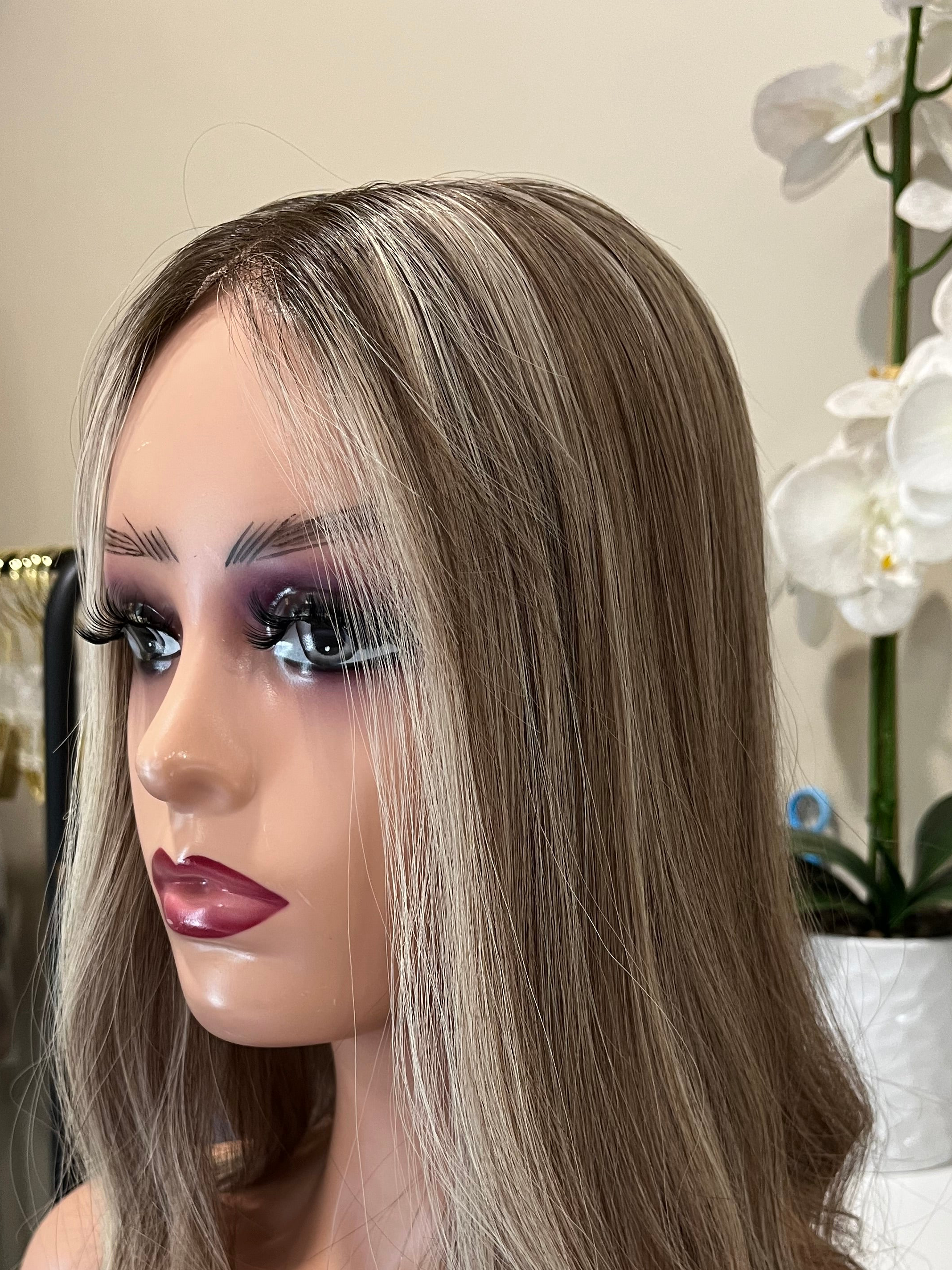 The AJ Seamless Human Hair Enhancer Beige Bronde 12 inches